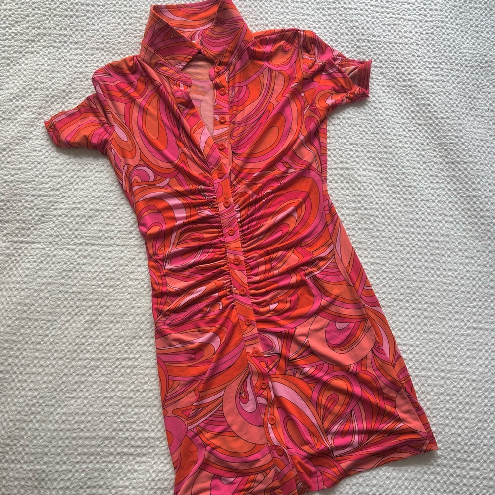 70s inspired collared mini dress